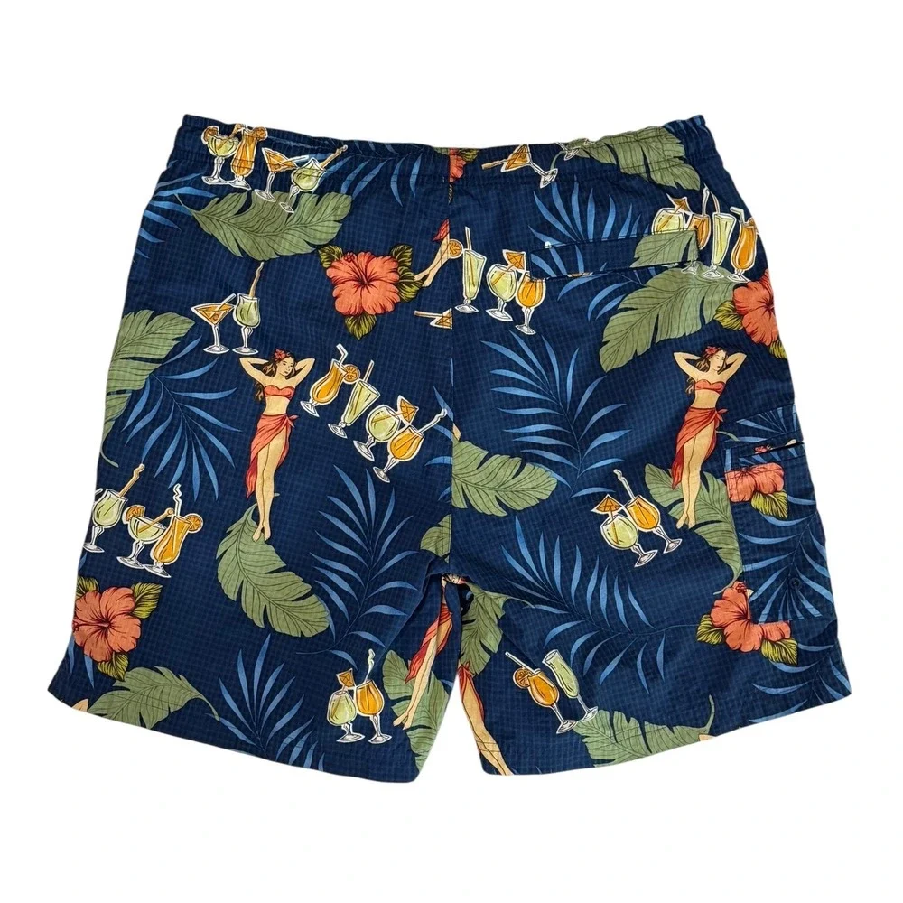 Tommy Bahama *pre owned*